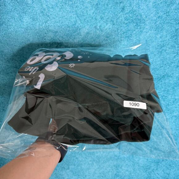 Coca-Cola Sweatshirt Green “Can’t Beat the Feeling” Retro Crewneck Size M - Picture 12 of 13